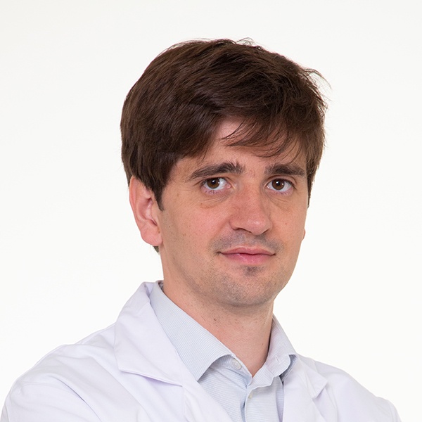 Dr. Pierre DECAZES